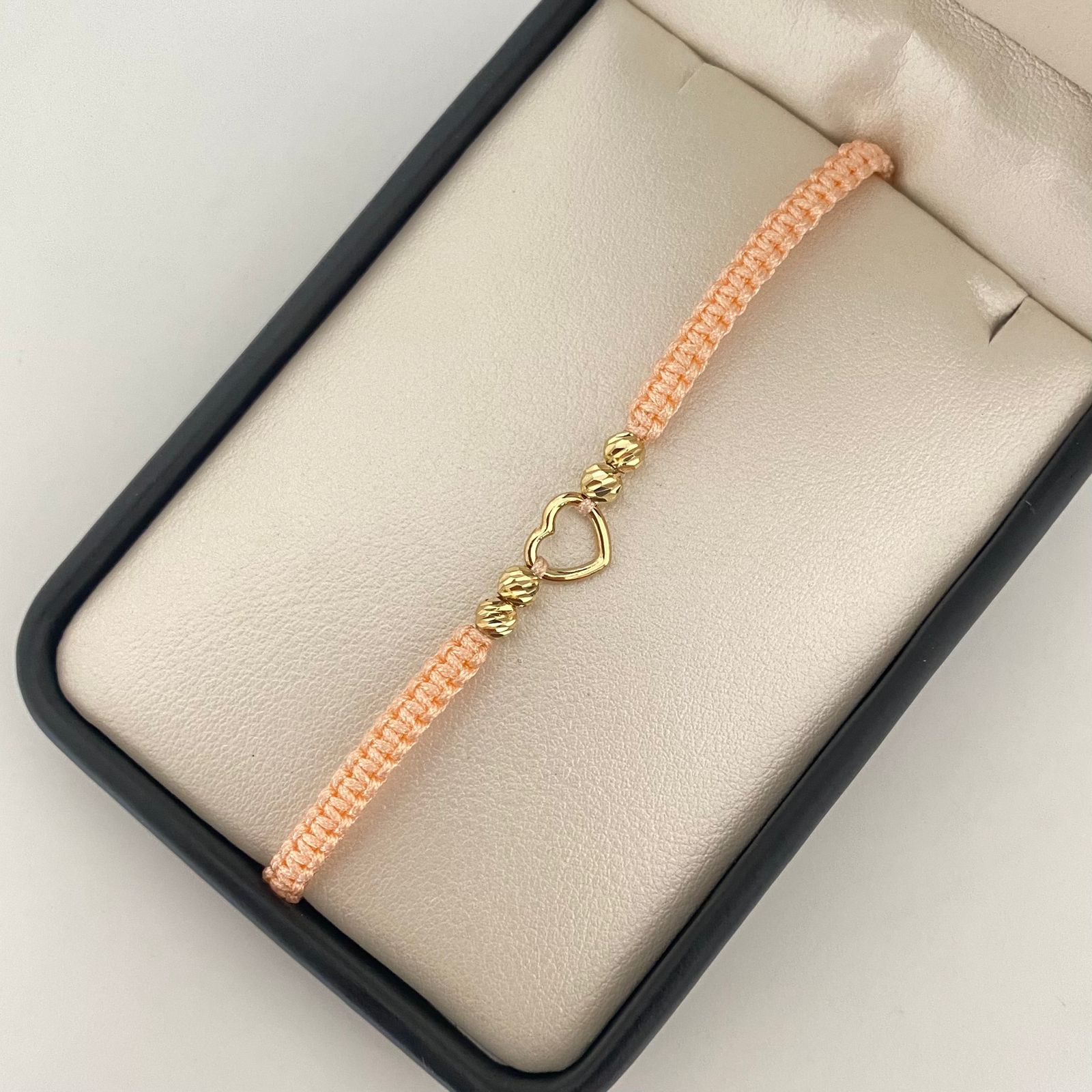 Pulsera tejida herraje silueta corazón balines diamantados #4 Oro amarillo 18k 0,75 Gr